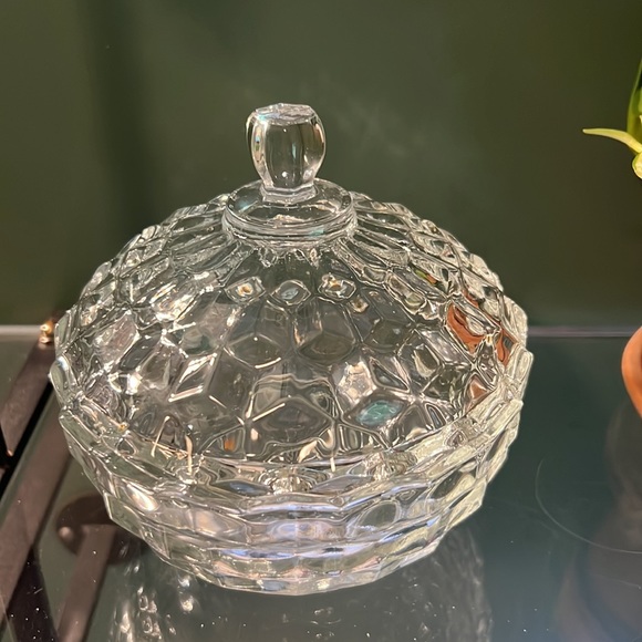 Vintage Fostoria American Glass Covered Candy/Trinket Dish - Picture 2 of 4